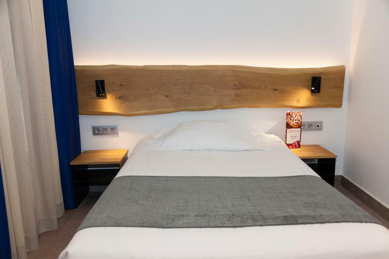 Hostal Paris — Fotos 2